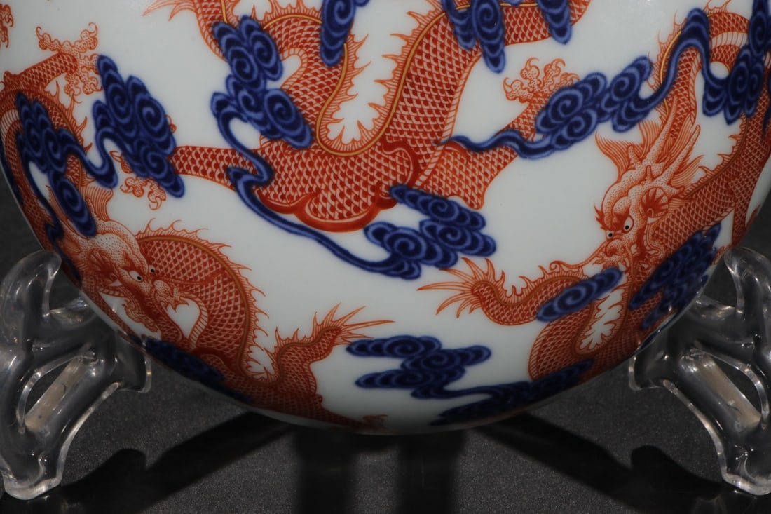 An Exquisite Blue and White Iron-Red Dragon Pattern Box - 6