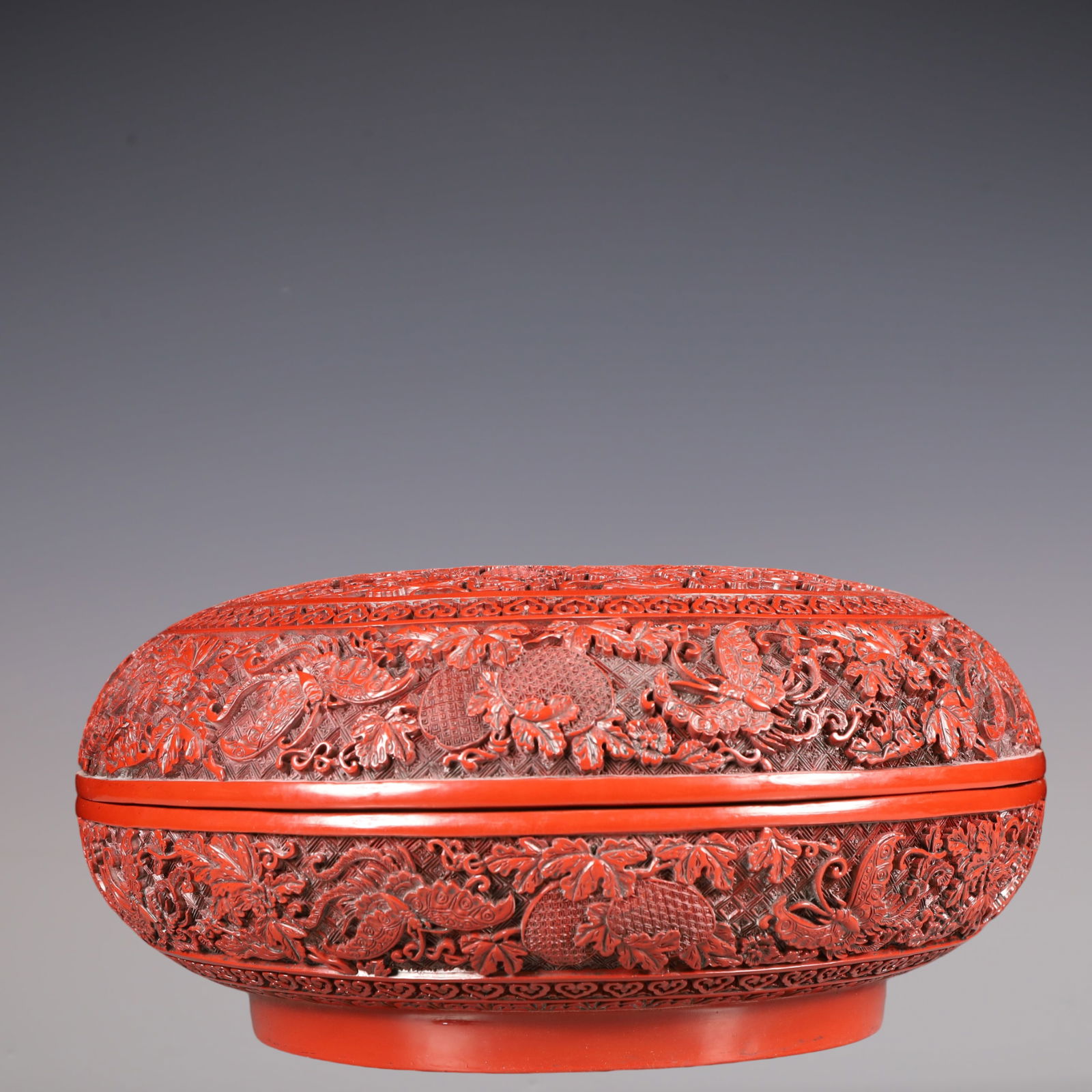 A Exquisite Carved Red Lacquer Flower and Butterfly Pattern Box - 3
