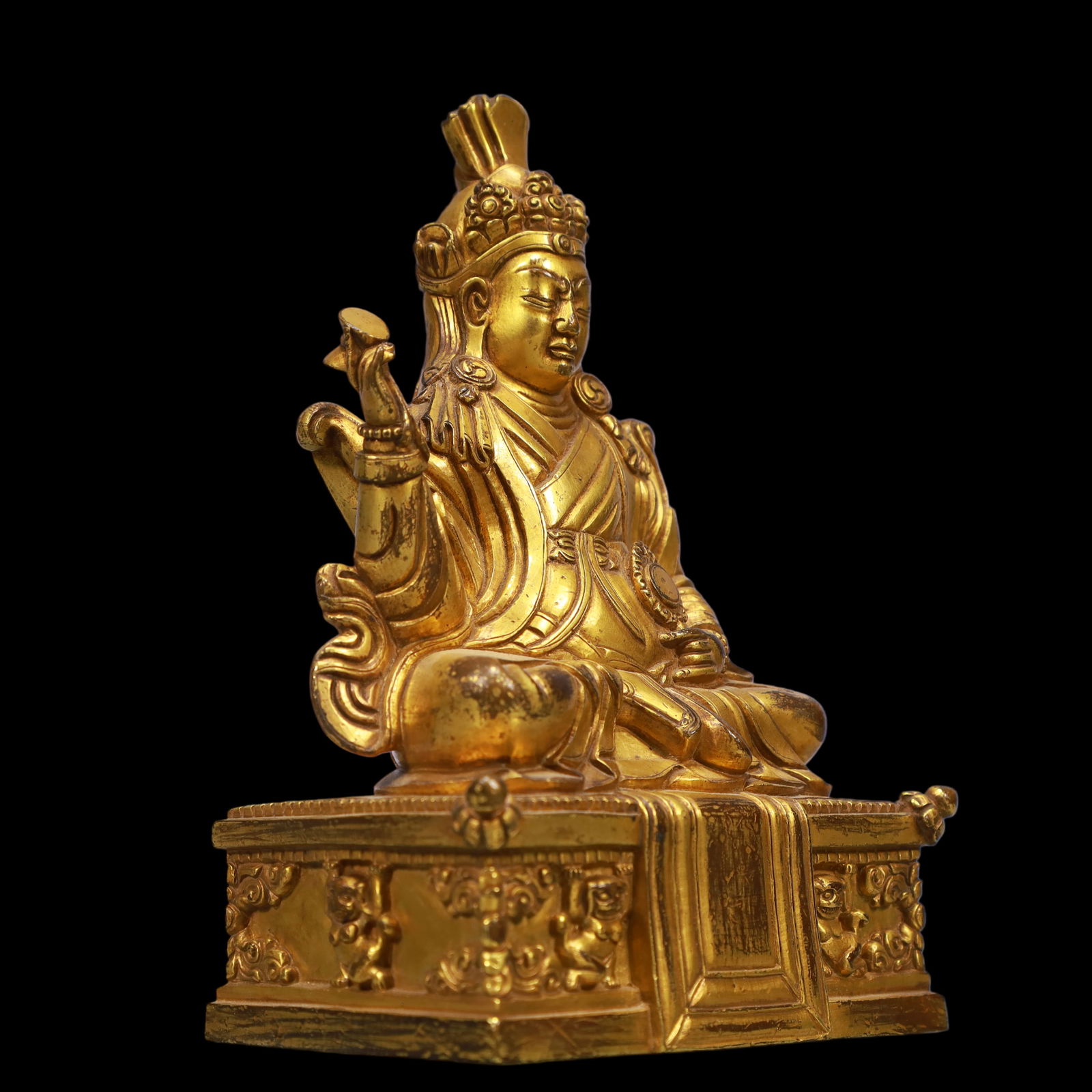 An Exquisite Gilt Bronze Buddha Statue - 3