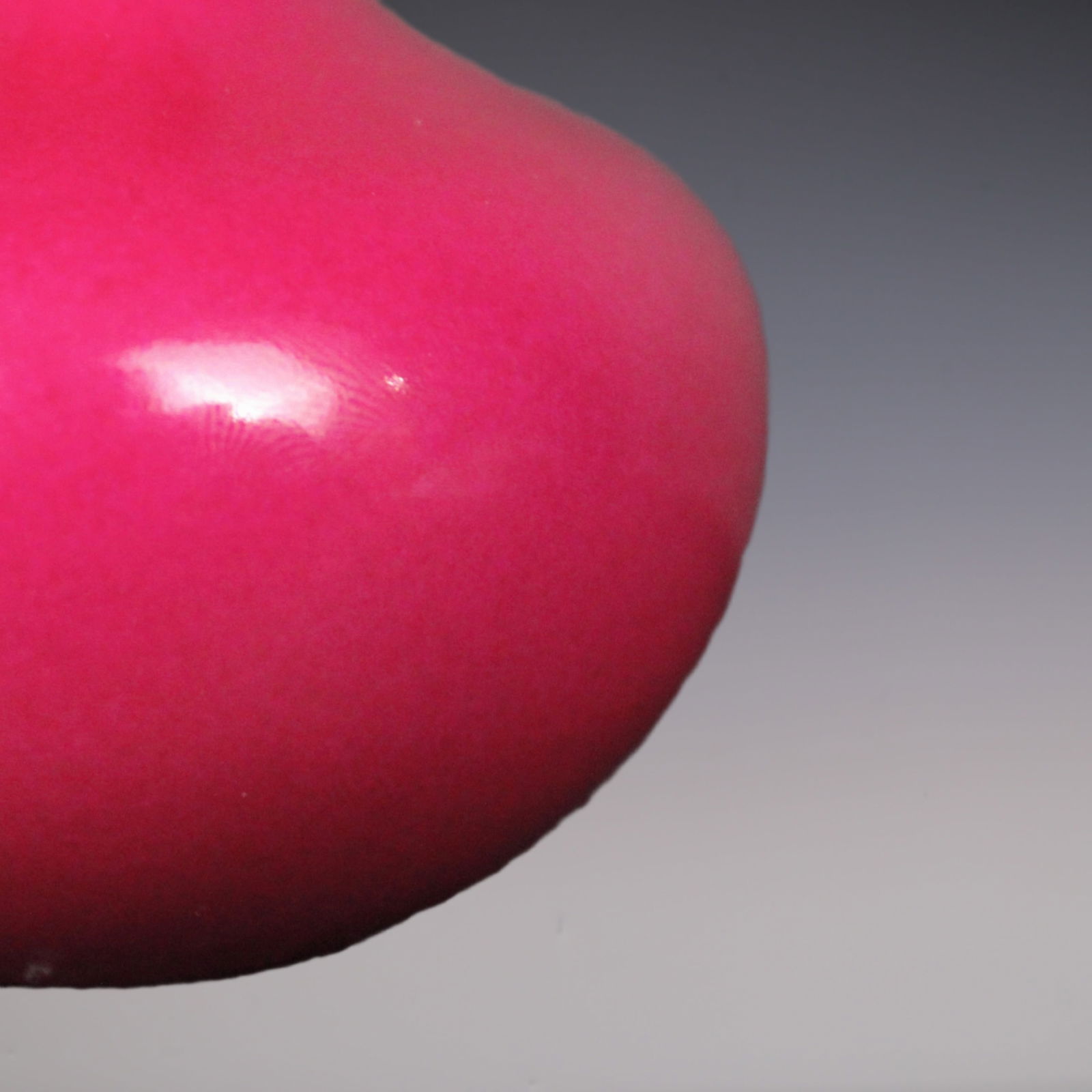 An Exquisite Ruby Red-Glazed Vase - 2