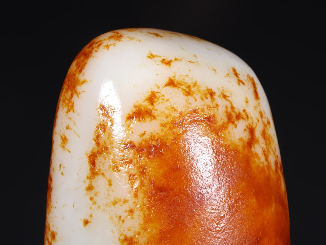 An Exquisite White Jade Ornament - 2