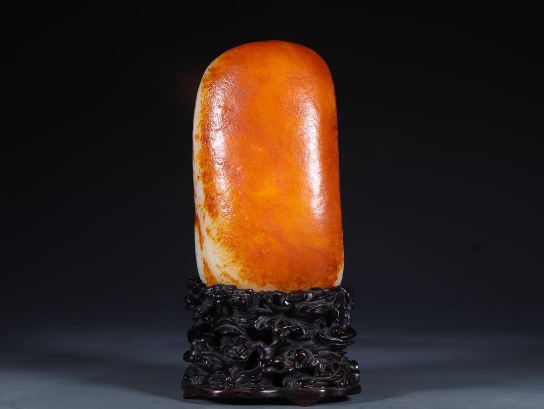 An Exquisite White Jade Ornament - 7