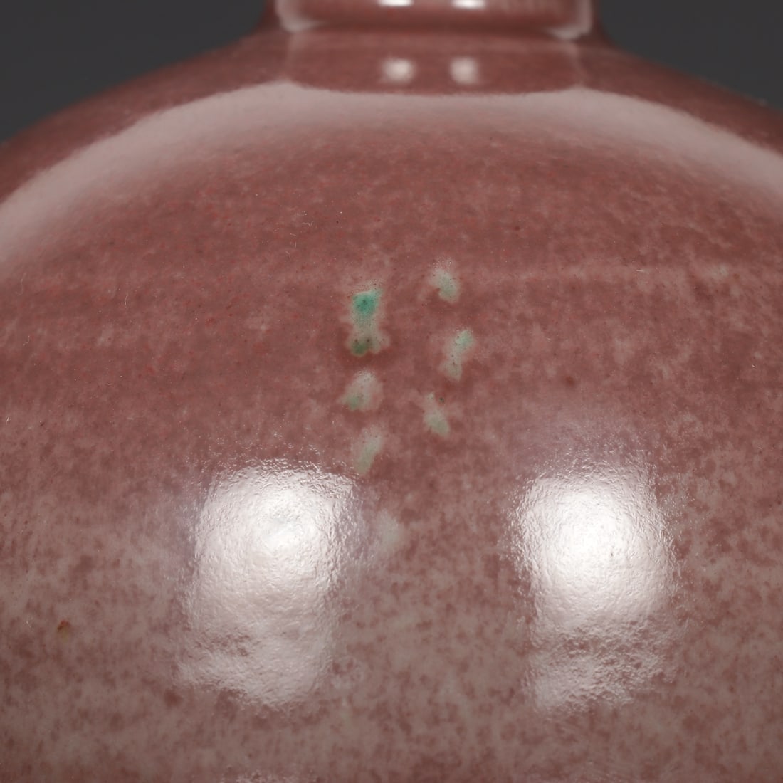 An Exquisite PeachBloom-Glazed Vase - 6