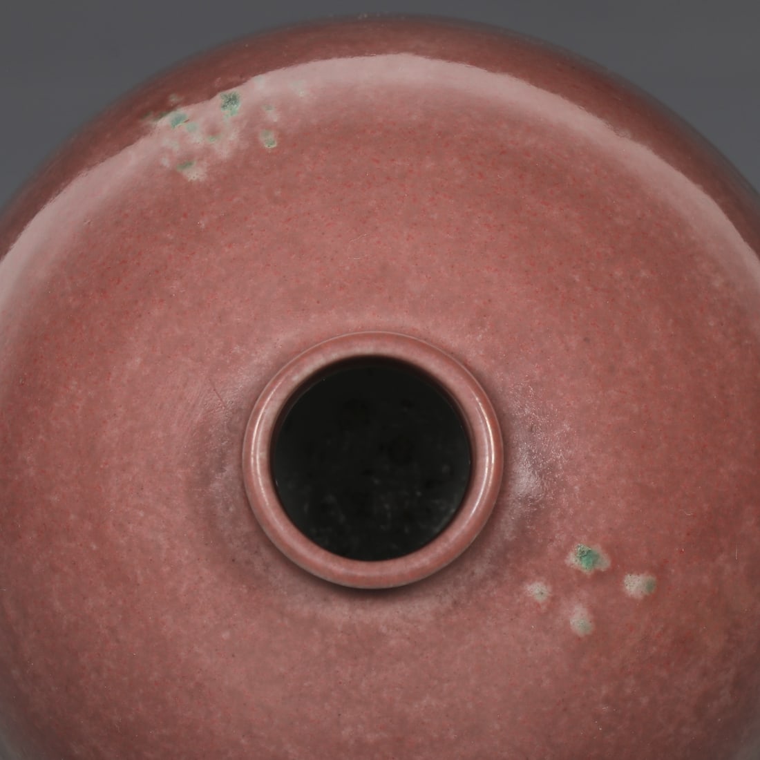 An Exquisite PeachBloom-Glazed Vase - 8