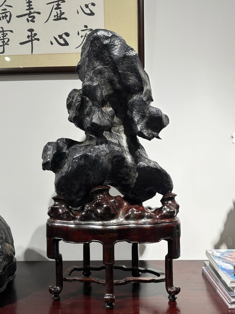 An Exquisite Lingbi Stone Ornament: An Exquisite Lingbi Stone Ornament Qing Dynasty, China Size:80cmx42cmx20cm (The Dimensions Of All Batches Are Manually Measured.If You Need More Detailed Information, Please Contact Our Customer