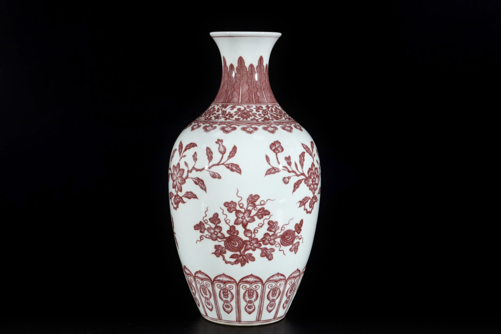 An Exquisite Underglaze-Red Lotus Pattern Flower and Fruit Pattern Vase - 5