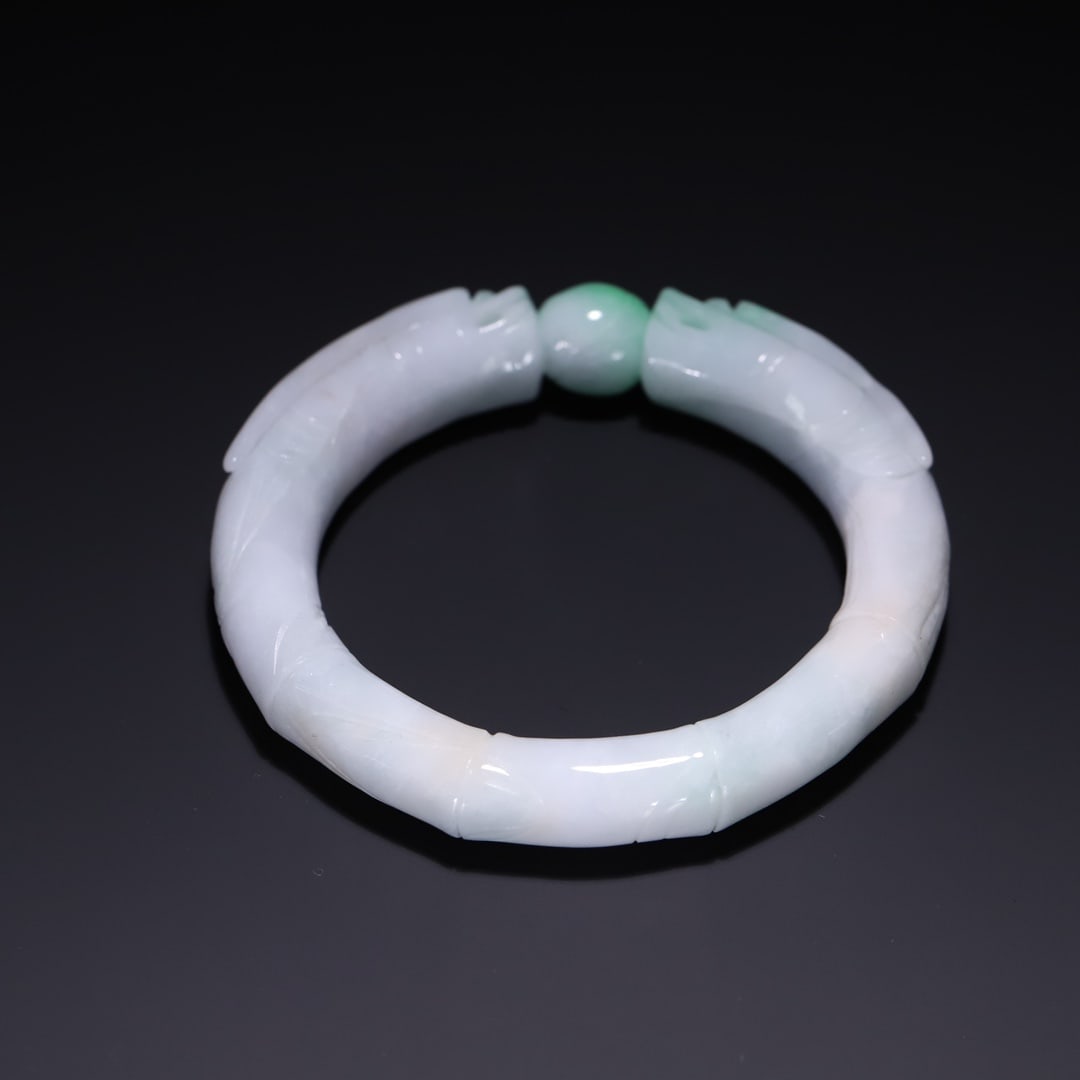 An Exquisite Jadeite Bracelets - 3