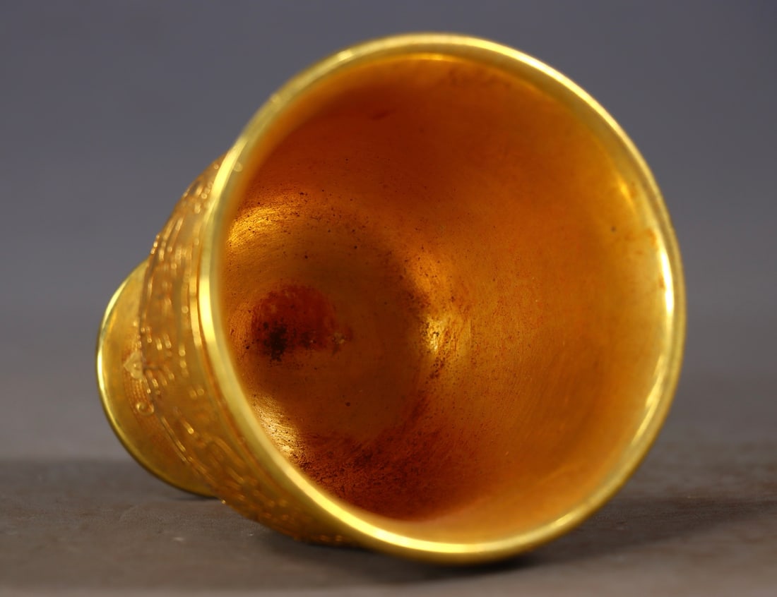 An Exquisite Gilt Bronze Hunting Pattern Cup - 8