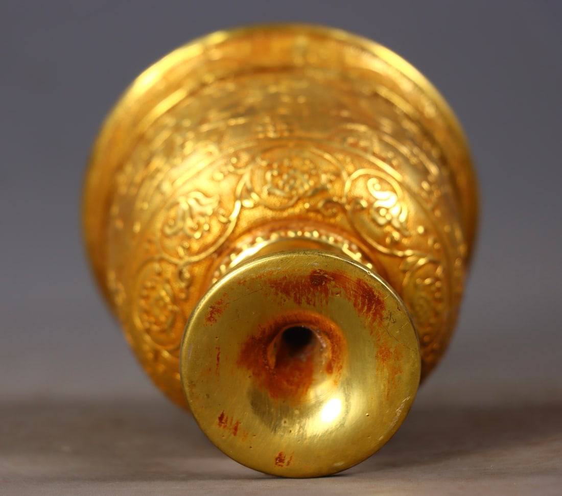 An Exquisite Gilt Bronze Hunting Pattern Cup - 9