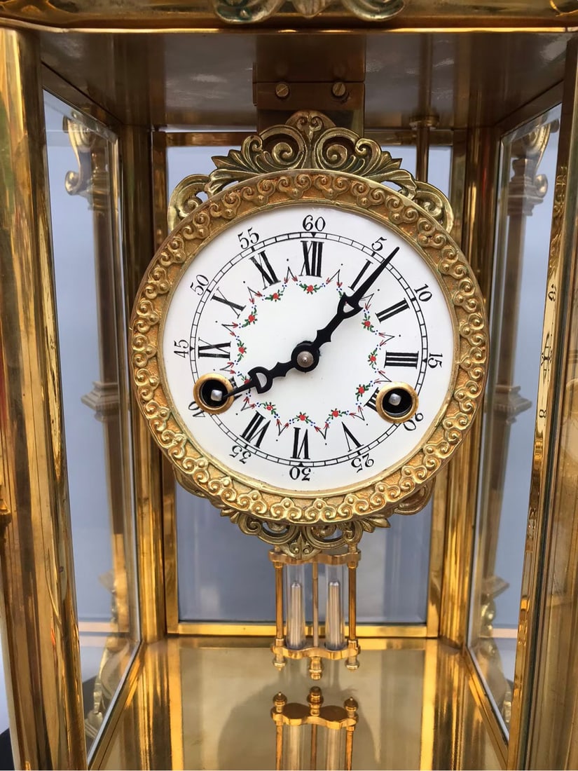 An Exquisite Gilt Bronze Clock - 7
