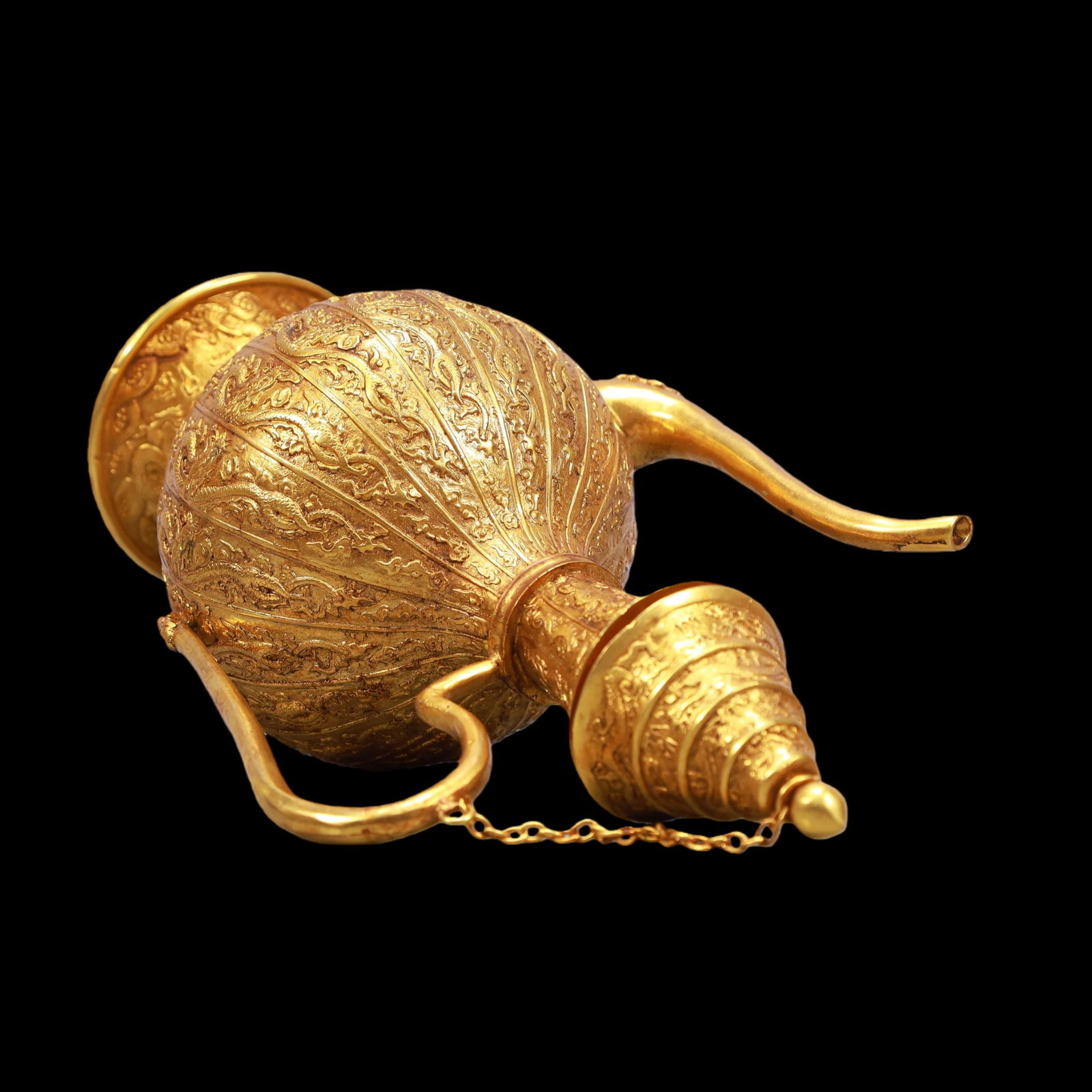 A Exquisite Gilt Bronze Dragon Pattern Ewer - 9