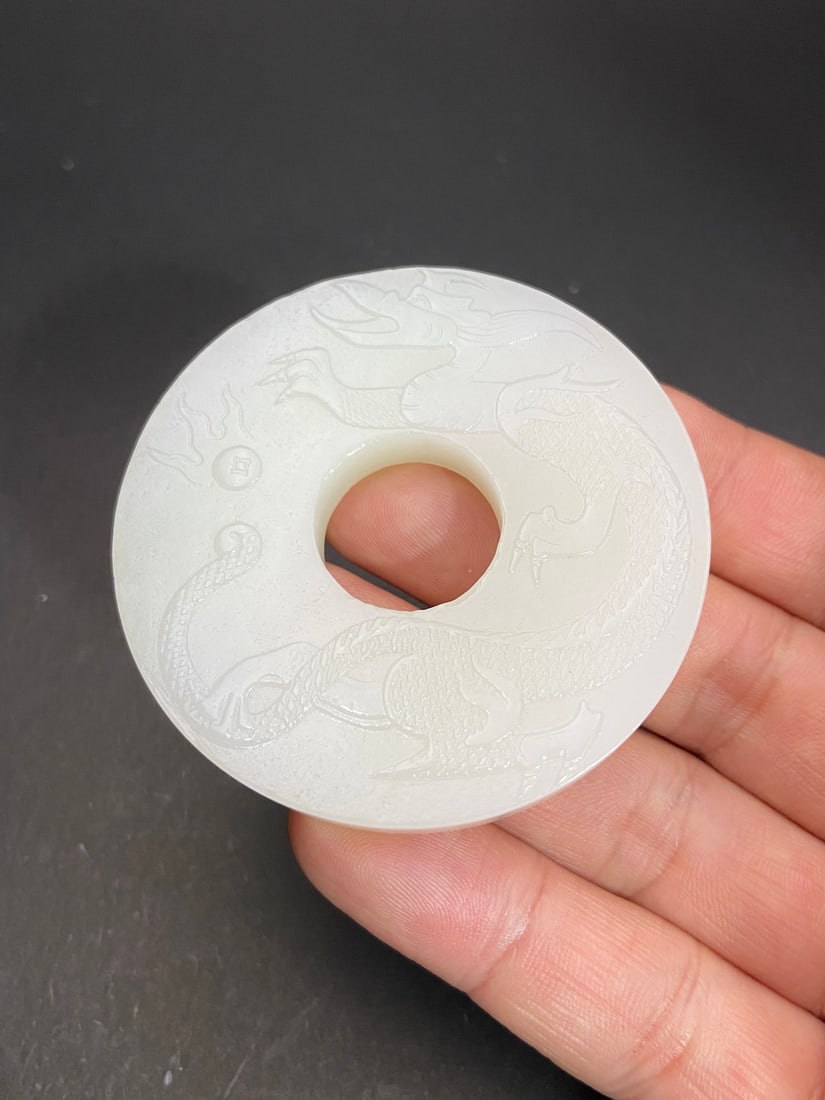 An Exquisite White Jade Auspicious Cloud Pattern Dragon Pattern Pendant - 8