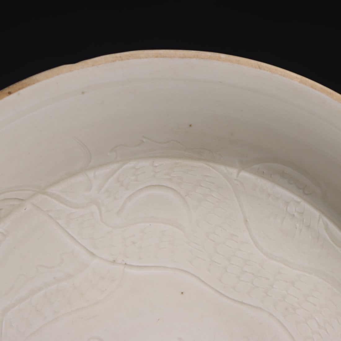 An Exquisite Ding yao Dragon Pattern Plate - 4