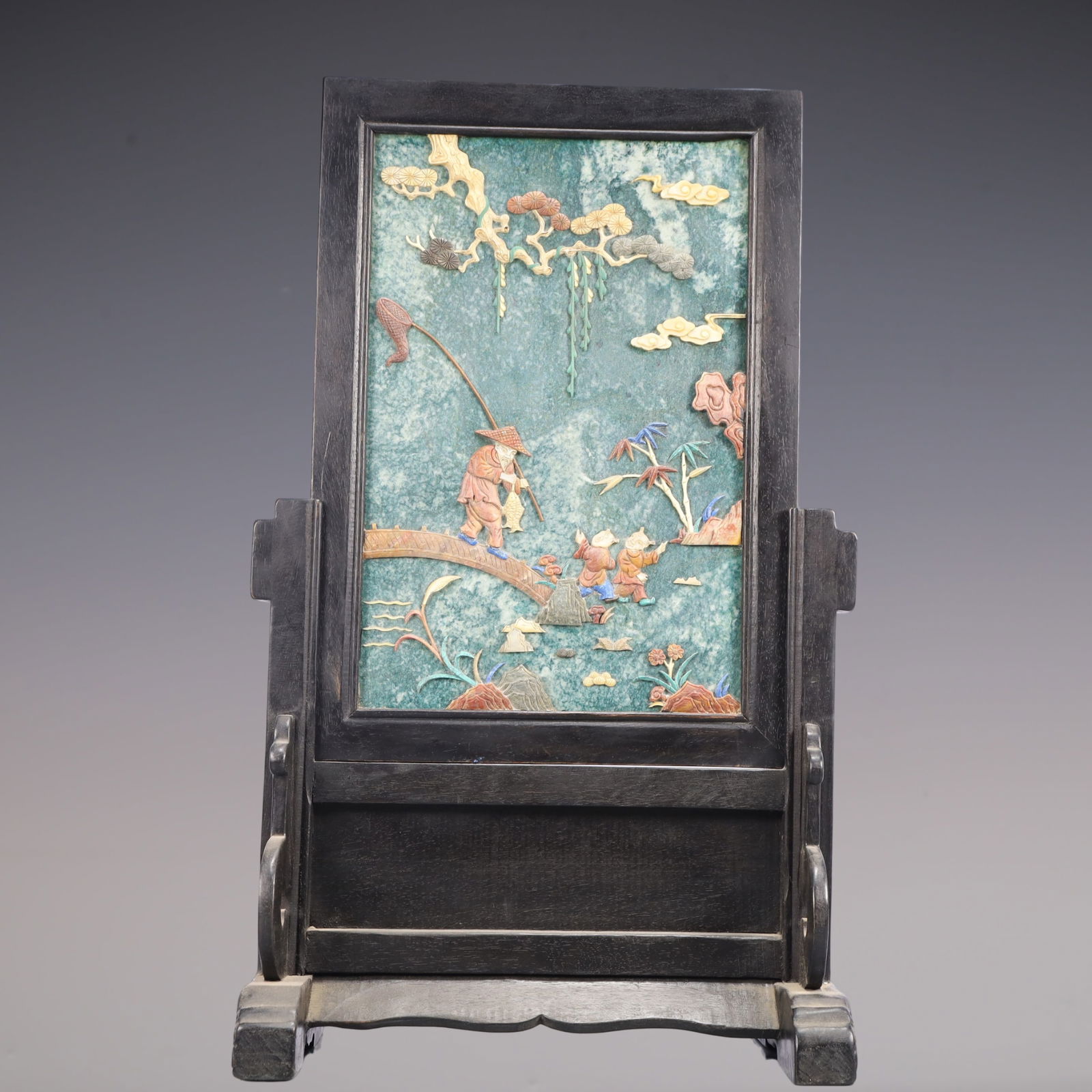 A Exquisite Zitanwood Inlaid Gems Character and Story Pattern Flower Pattern Screen Ornament: A Exquisite Zitanwood Inlaid Gems Character and Story Pattern Flower Pattern Screen Ornament Qing Dynasty, China Size:28cmx25cmx48.5cm Weight:3200g (The Dimensions Of All Batches Are Manually