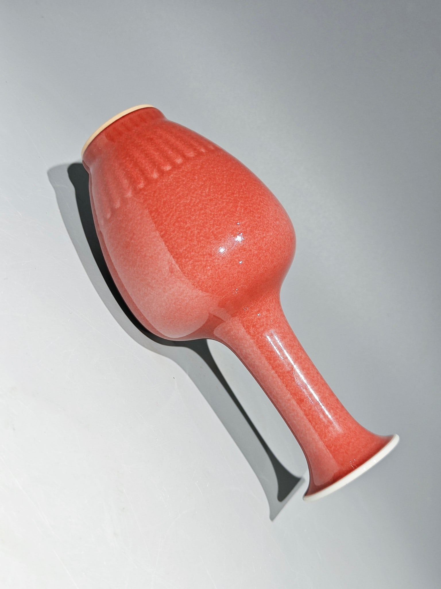 An Exquisite PeachBloom-Glazed Vase - 5