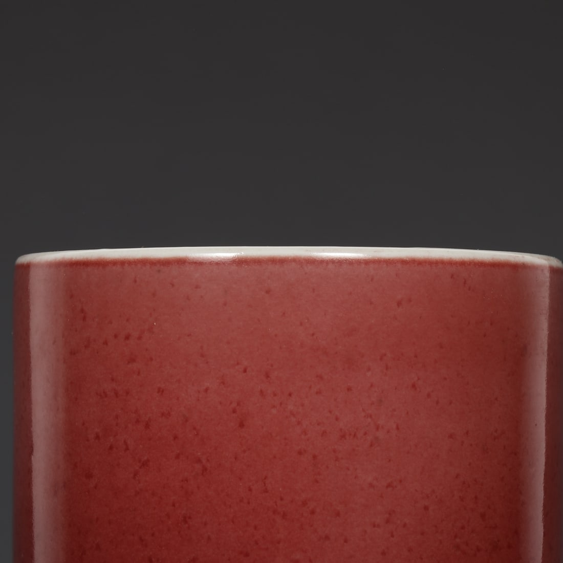 An Exquisite PeachBloom-Glazed Brush Pot - 3