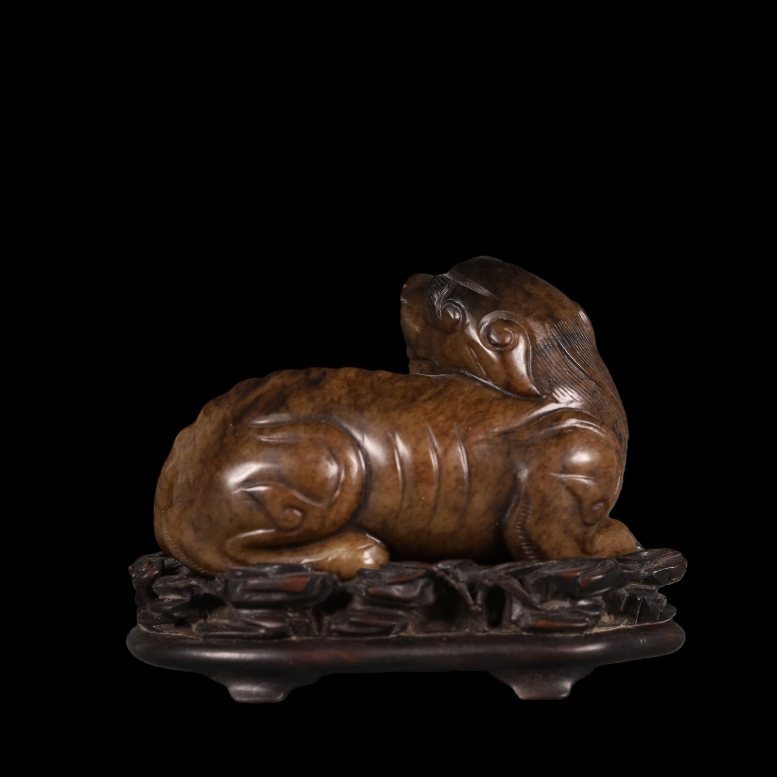 A Exquisite White Jade Auspicious Beast Ornament - 4