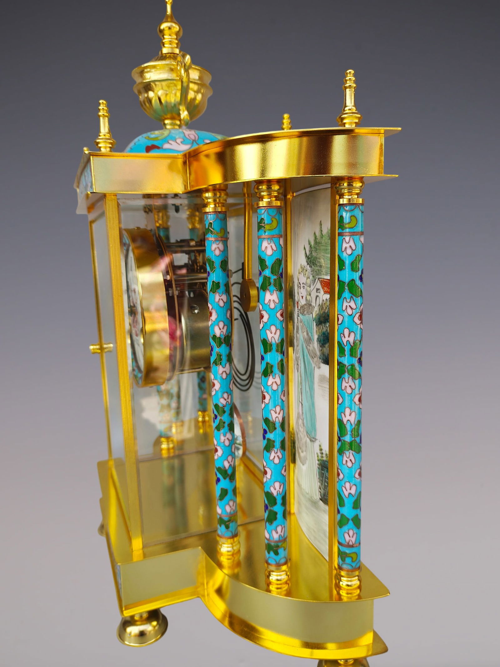 An Exquisite Gilt Bronze Lotus Pattern Landscape Pattern Clock - 8