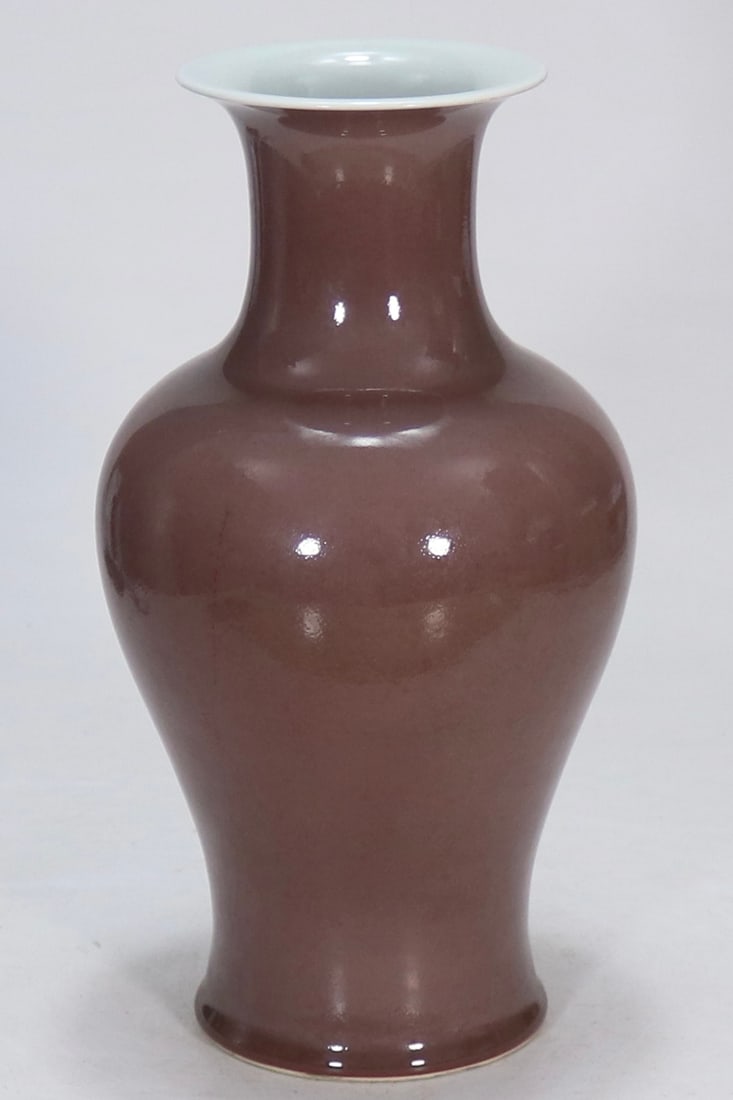 An Exquisite PeachBloom-Glazed Vase - 2