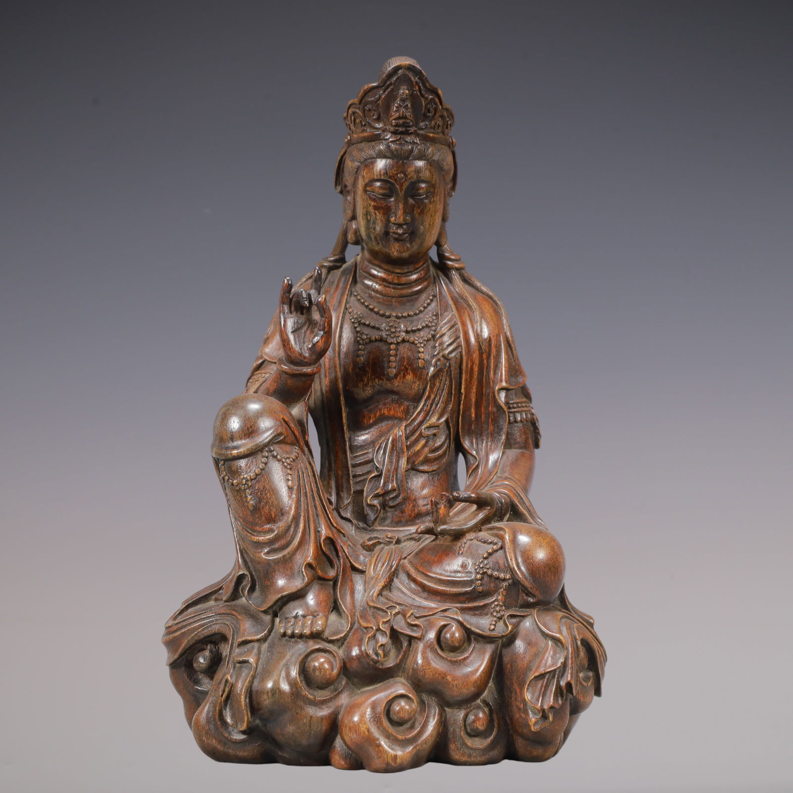 A Exquisite Eaglewood Statue of Avalokitesvara Ornament (1 of 9)