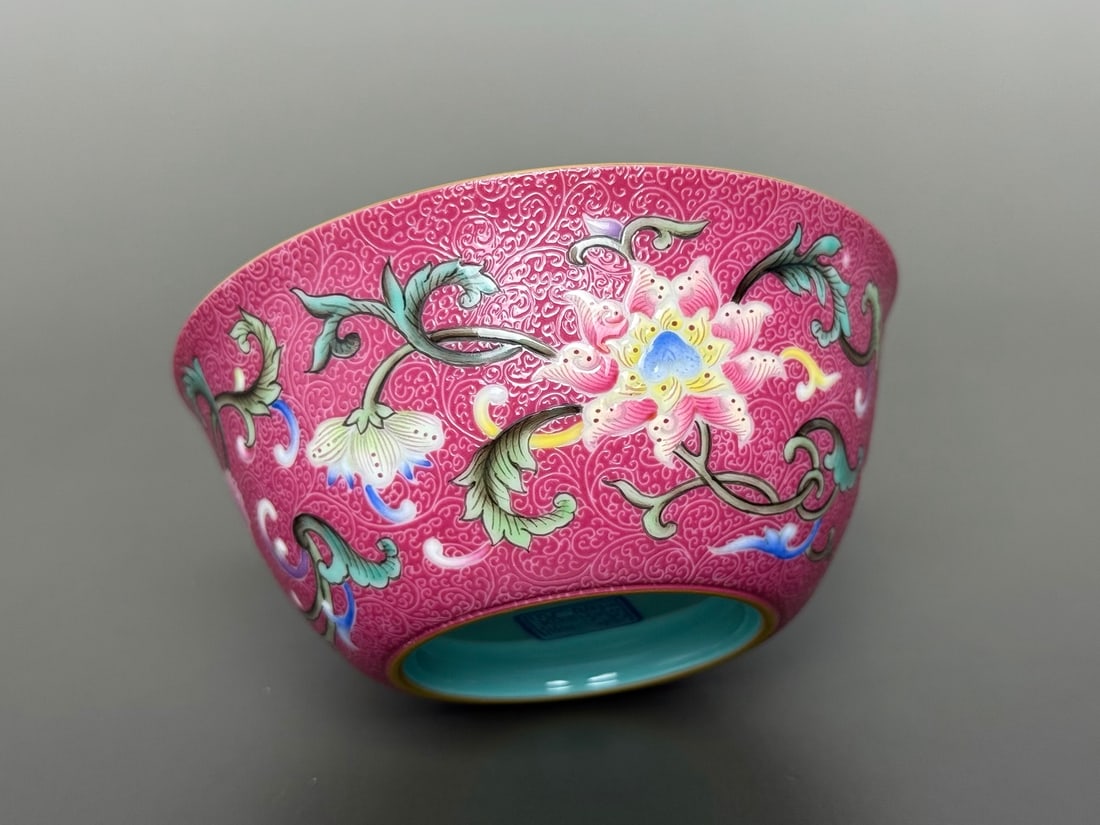 An Exquisite Ruby Red-Glazed Painted Gold Lotus Pattern Cup - 2