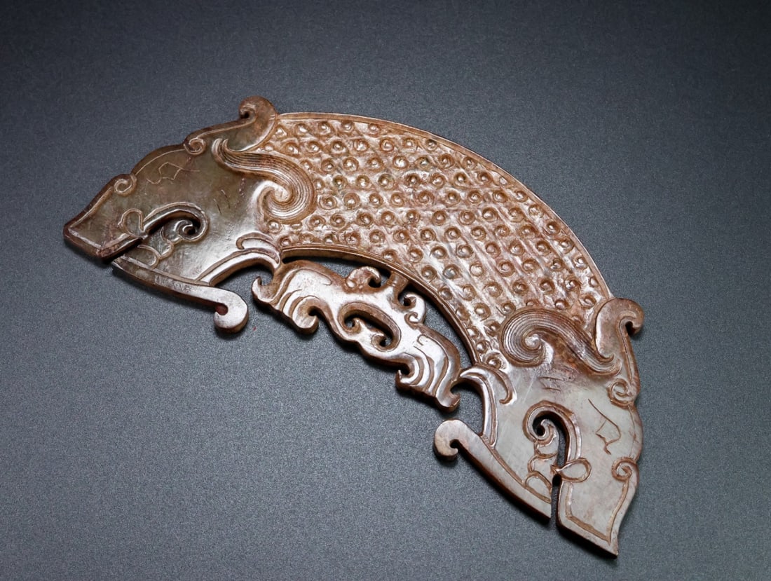 An Exquisite White Jade Dragon Pattern Ornament - 8