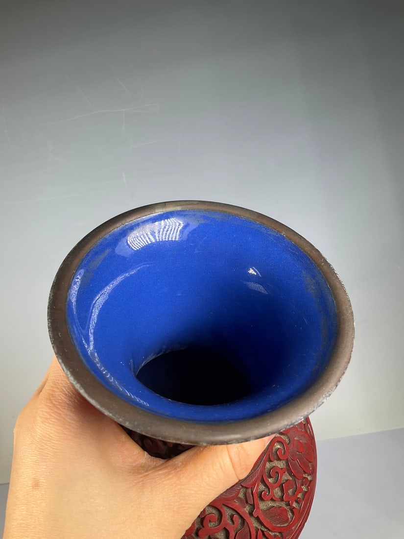 An Exquisite Bronze Carved Red Lacquer Flower Pattern Vase - 4