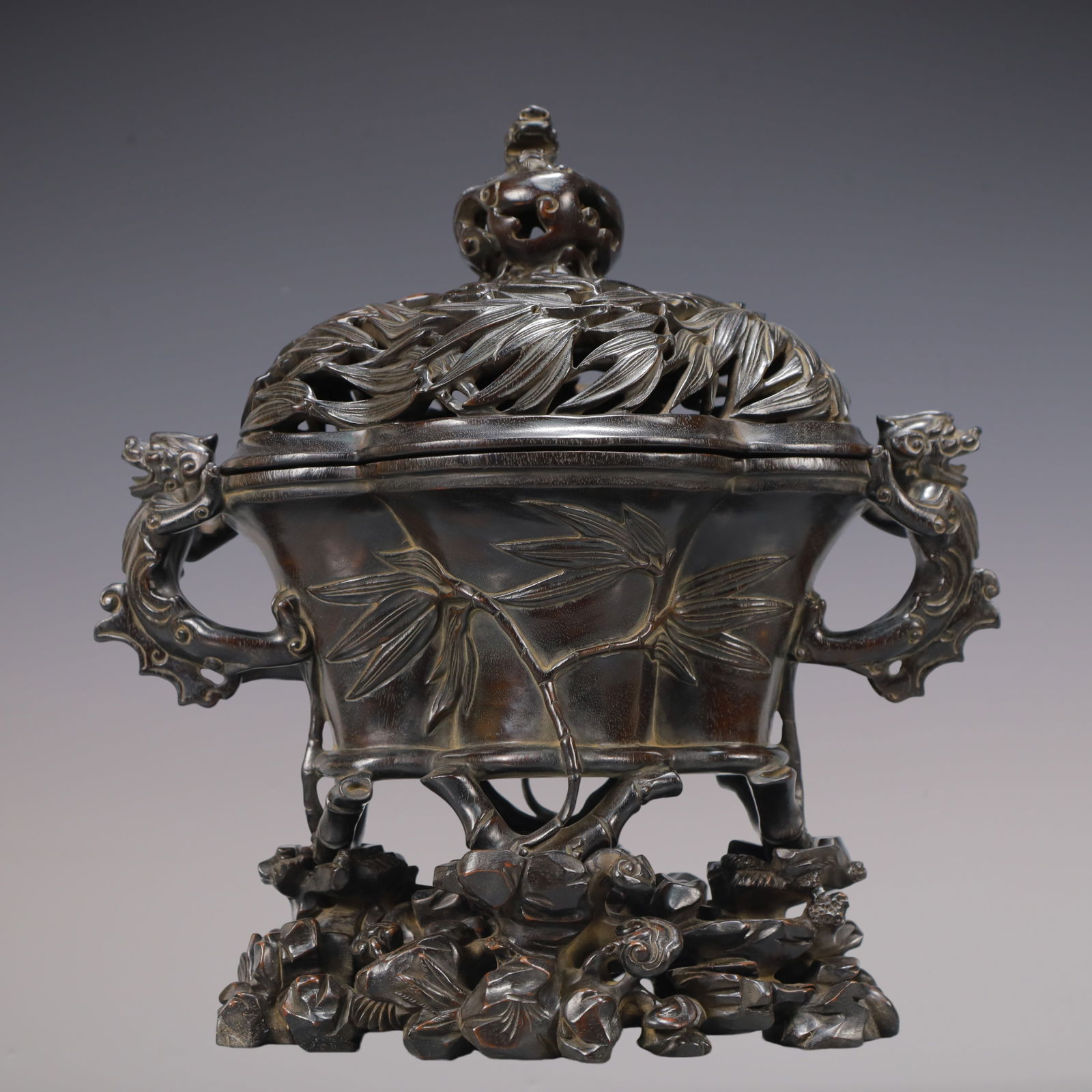 A Exquisite Zitanwood Bamboo Pattern Double-Ears Censer: A Exquisite Zitanwood Bamboo Pattern Double-Ears Censer Qing Dynasty, China Qianlong Four-character Mark Size:27cmx17.7cmx28.6cm Weight:1400g (The Dimensions Of All Batches Are Manually Measured.If