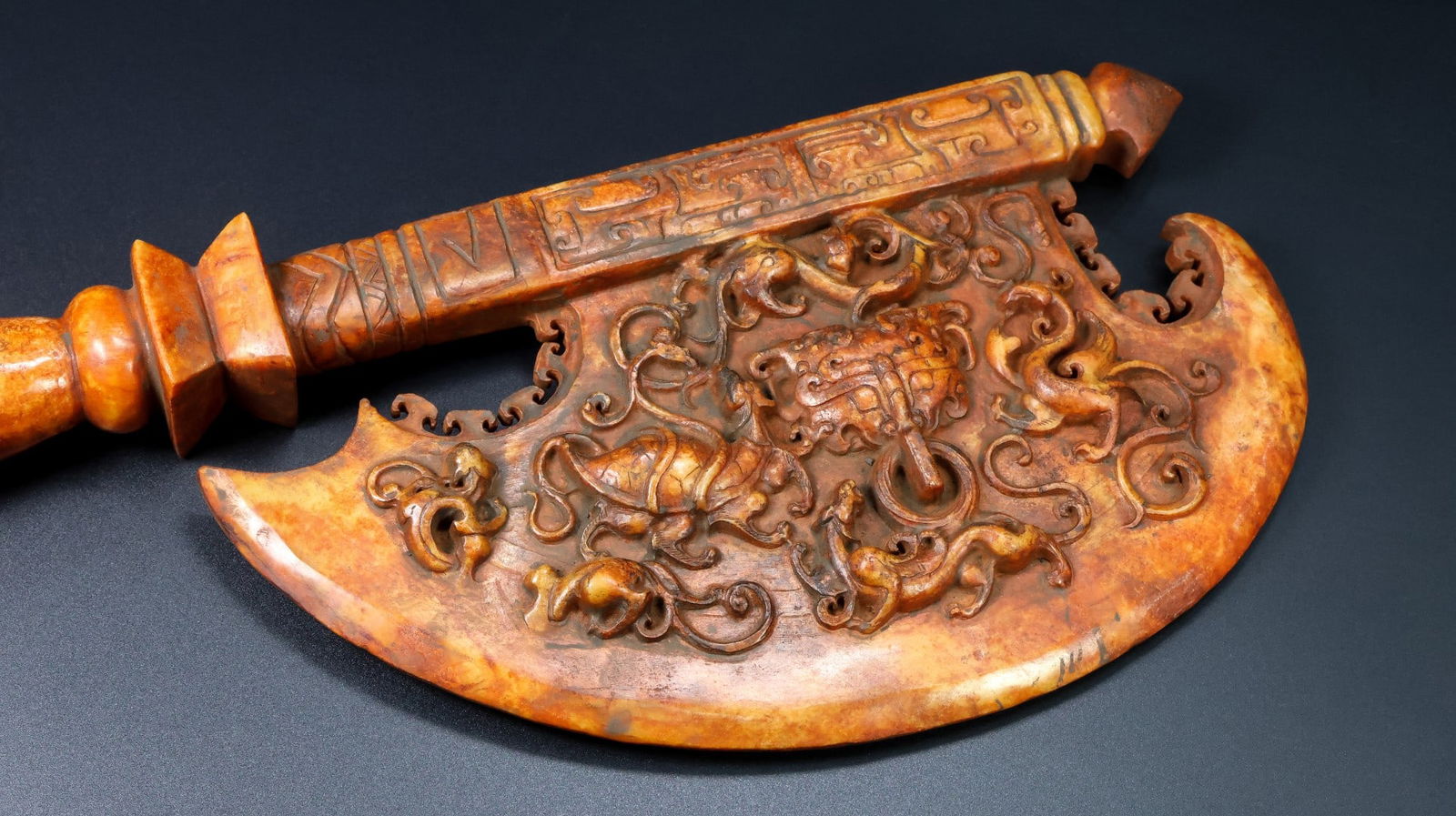 An Exquisite White Jade Auspicious Beast Pattern Ornament - 6