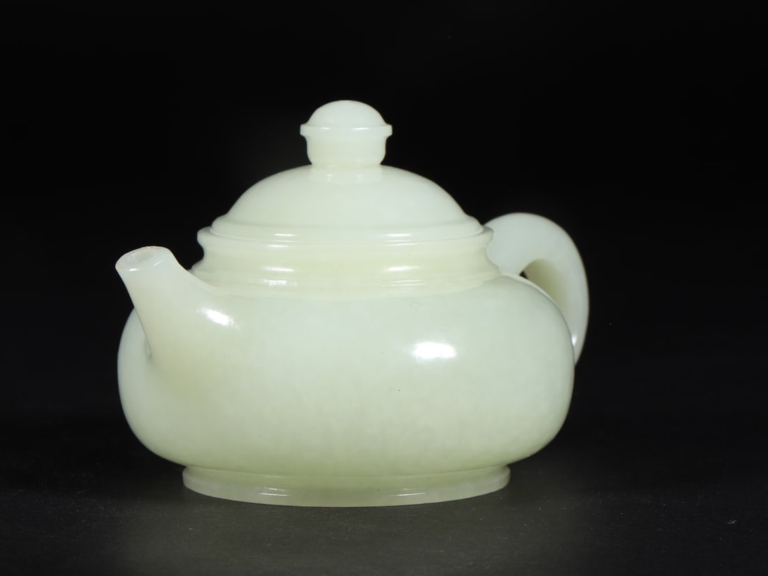 An Exquisite White Jade Teapot - 3