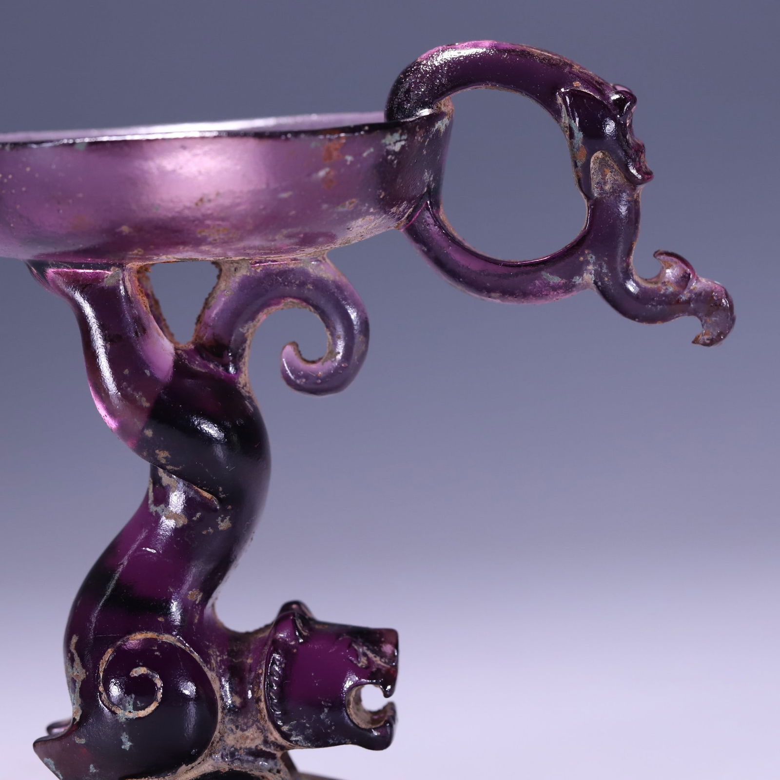 An Exquisite Glass Candlestick - 9