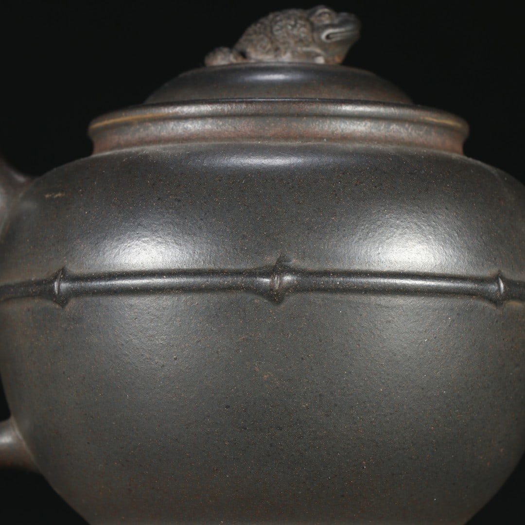 An Exquisite Purple Sands Teapot - 6