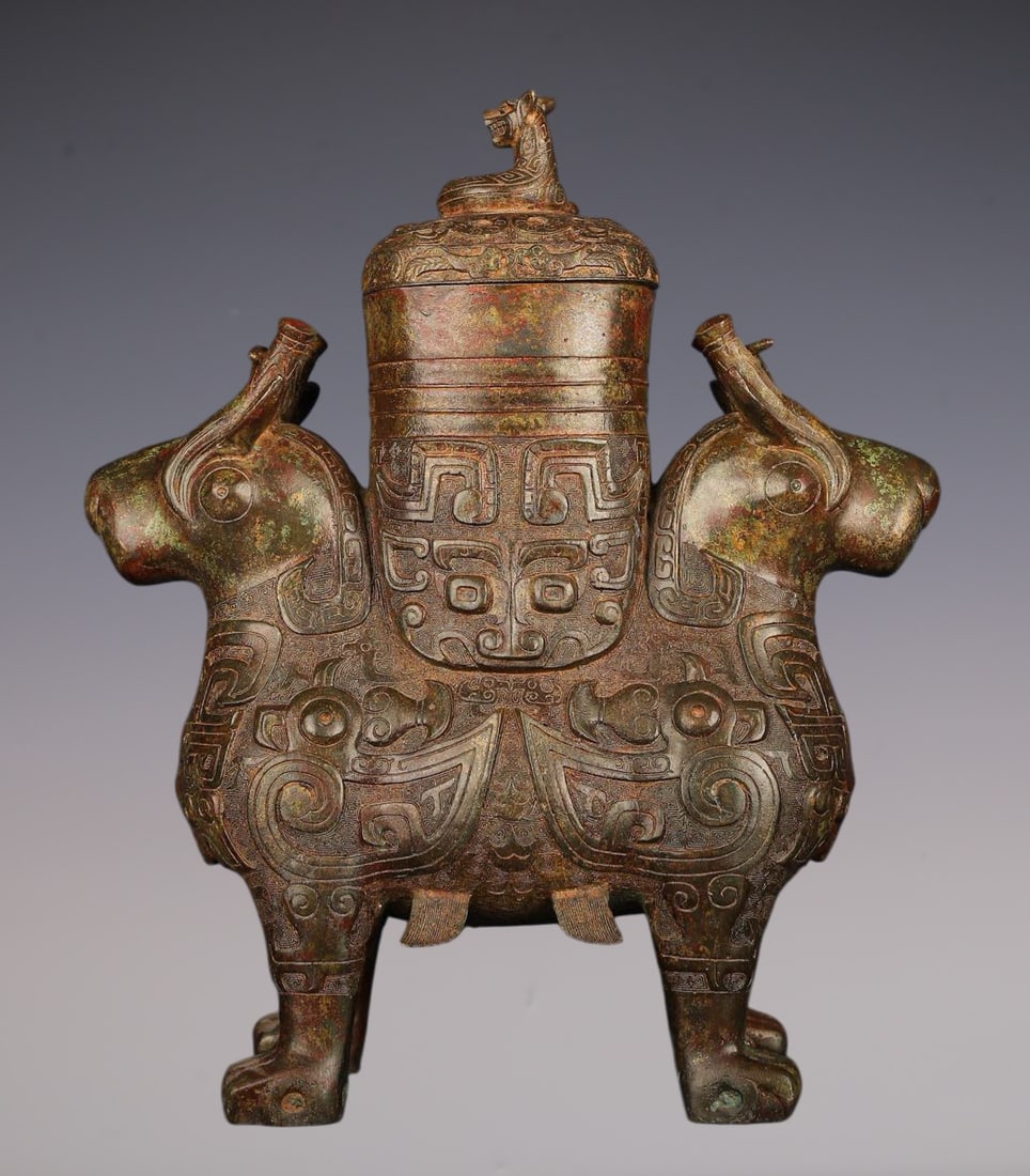 An Exquisite Bronze Beast-Face Pattern Censer: An Exquisite Bronze Beast-Face Pattern Censer W.Zhou , China Size:33cmx38cm Weight:8100g (The Dimensions Of All Batches Are Manually Measured.If You Need More Detailed Information, Please Contact Our
