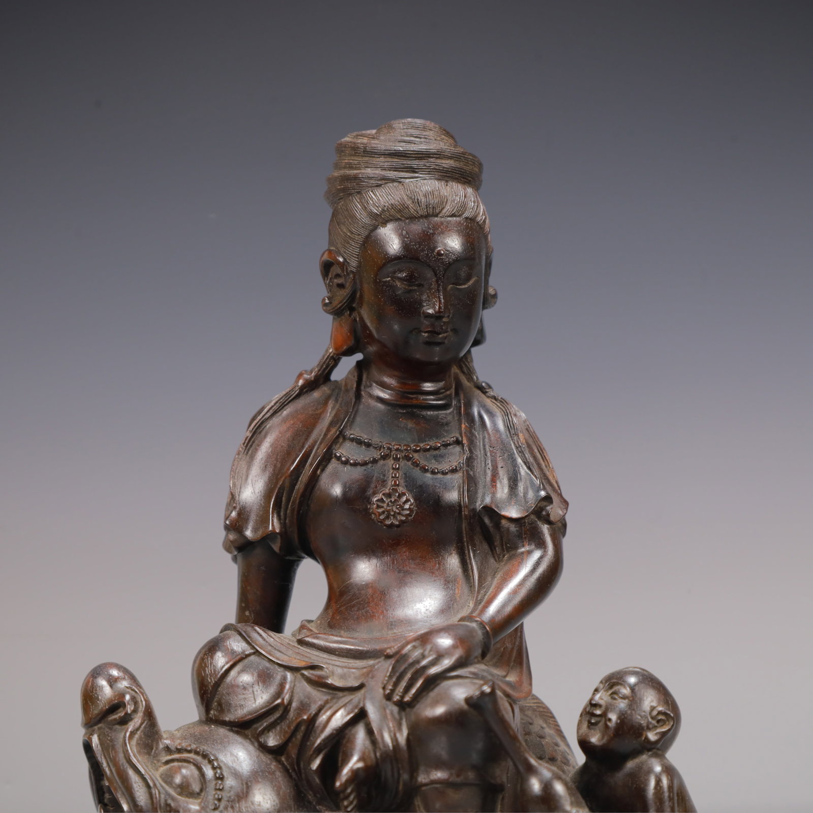 A Exquisite Eaglewood Statue of Avalokitesvara Ornament - 2
