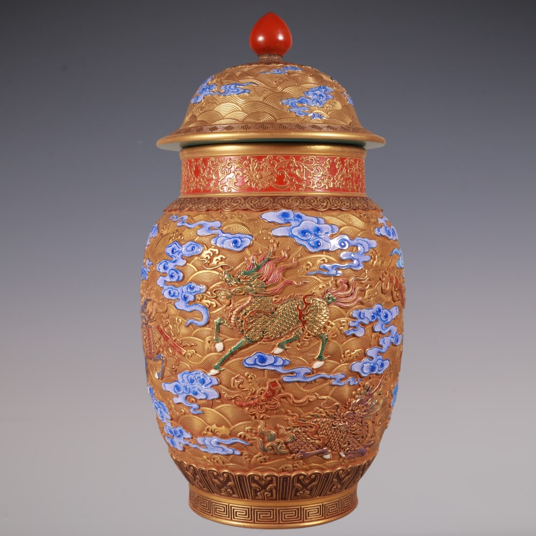 An Exquisite Famille-Rose Seawater Pattern Lotus Pattern Kylin Pattern Jar: An Exquisite Famille-Rose Seawater Pattern Lotus Pattern Kylin Pattern Jar Qing Dynasty, China Qianlong Six-character Mark Size:32cmx18cm (The Dimensions Of All Batches Are Manually Measured.If You