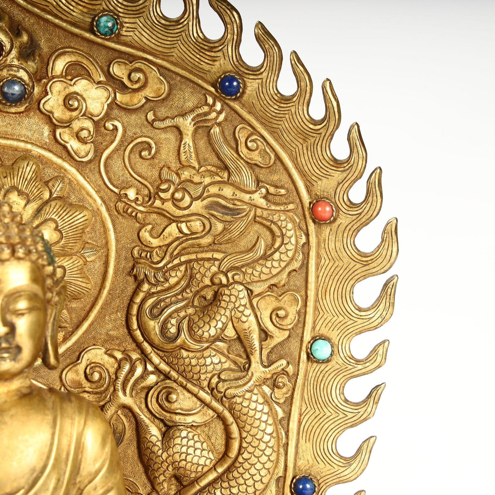 A bronze gilt Buddha statue - 6