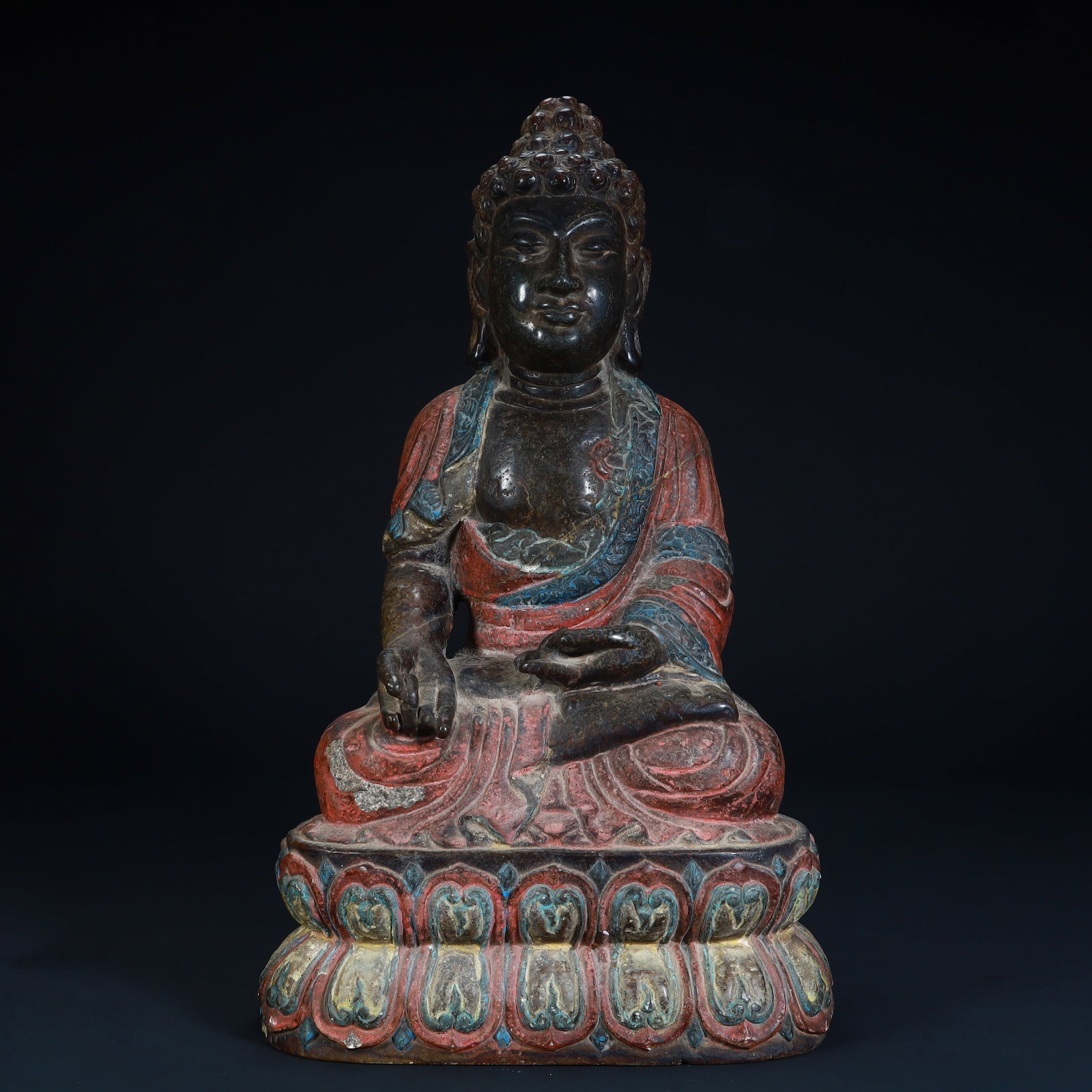 A statue of Shakyamuni Buddha in color in the Ming Dynasty: Ming Dynasty colored statue of Shakyamuni Buddha SIZE: H:38cm L:23cm W:14cm W:10.2kg (The Dimensions Of All Batches Are Manually Measured.If You Need More Detailed Information, Please Contact Our