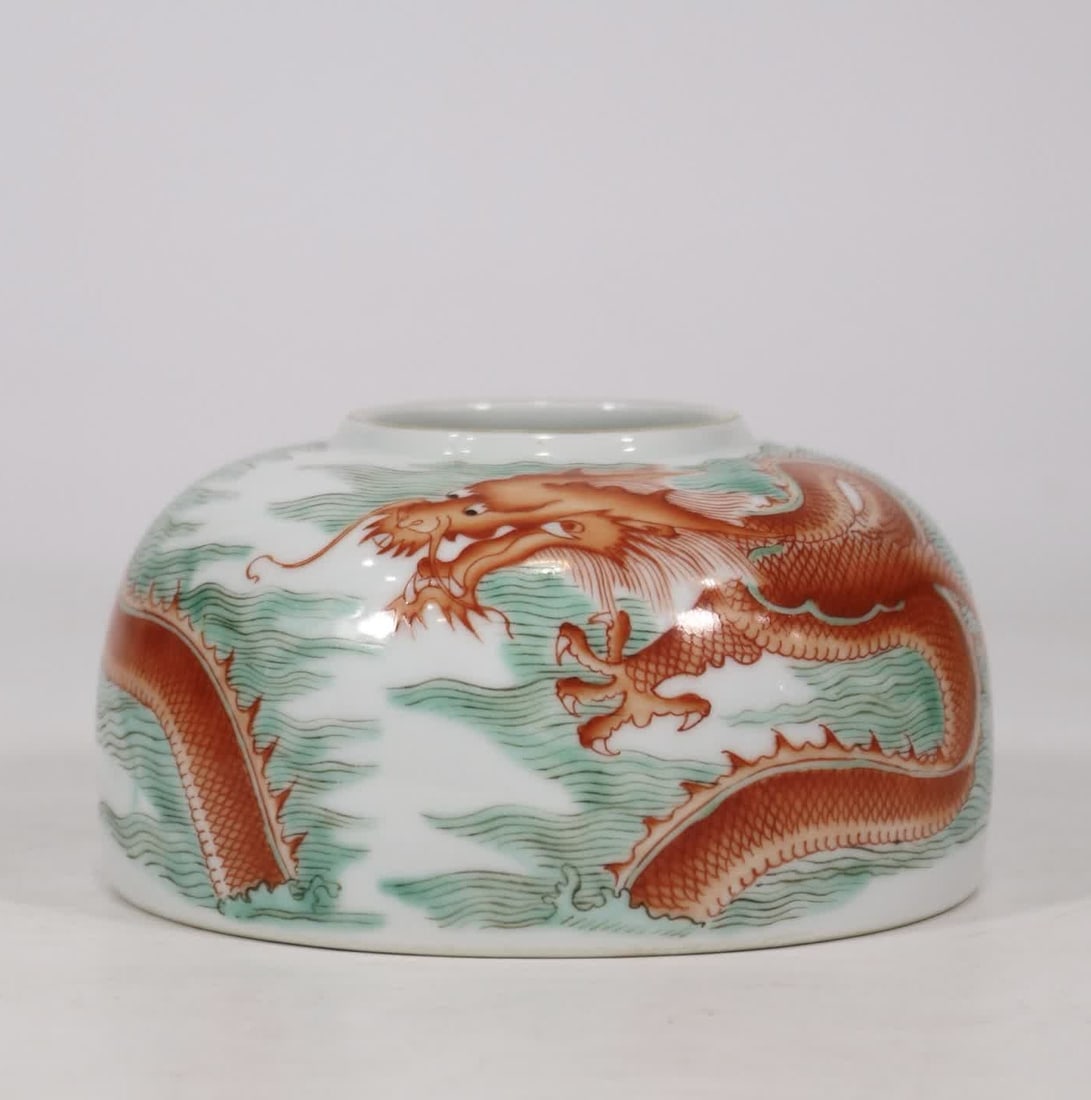 A pastel seawater dragon pattern water bowl made in the Qing Yongzheng year: Qing Yongzheng year pastel seawater dragon pattern water bowl SIZE: H: 6.5cm Bottom diameter 12cm (The Dimensions Of All Batches Are Manually Measured.If You Need More Detailed Information, Please Con
