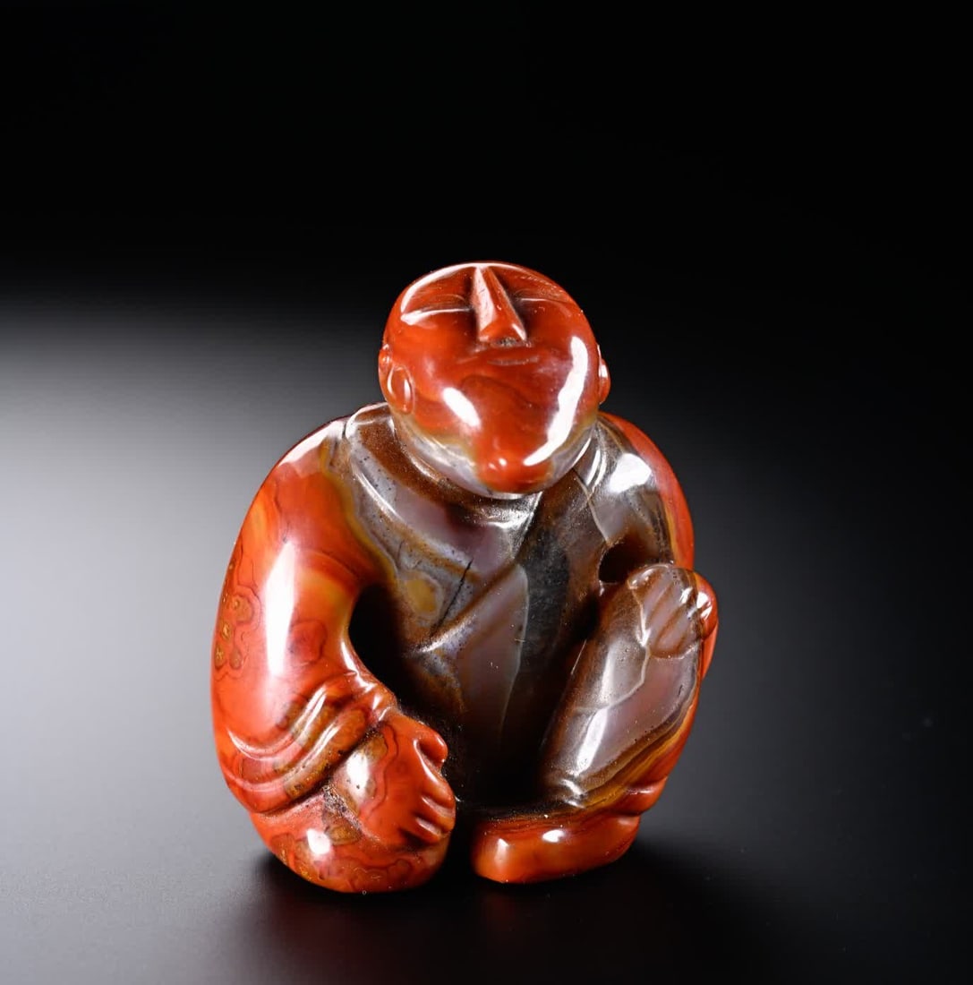 A Han Dynasty agate figure - 2