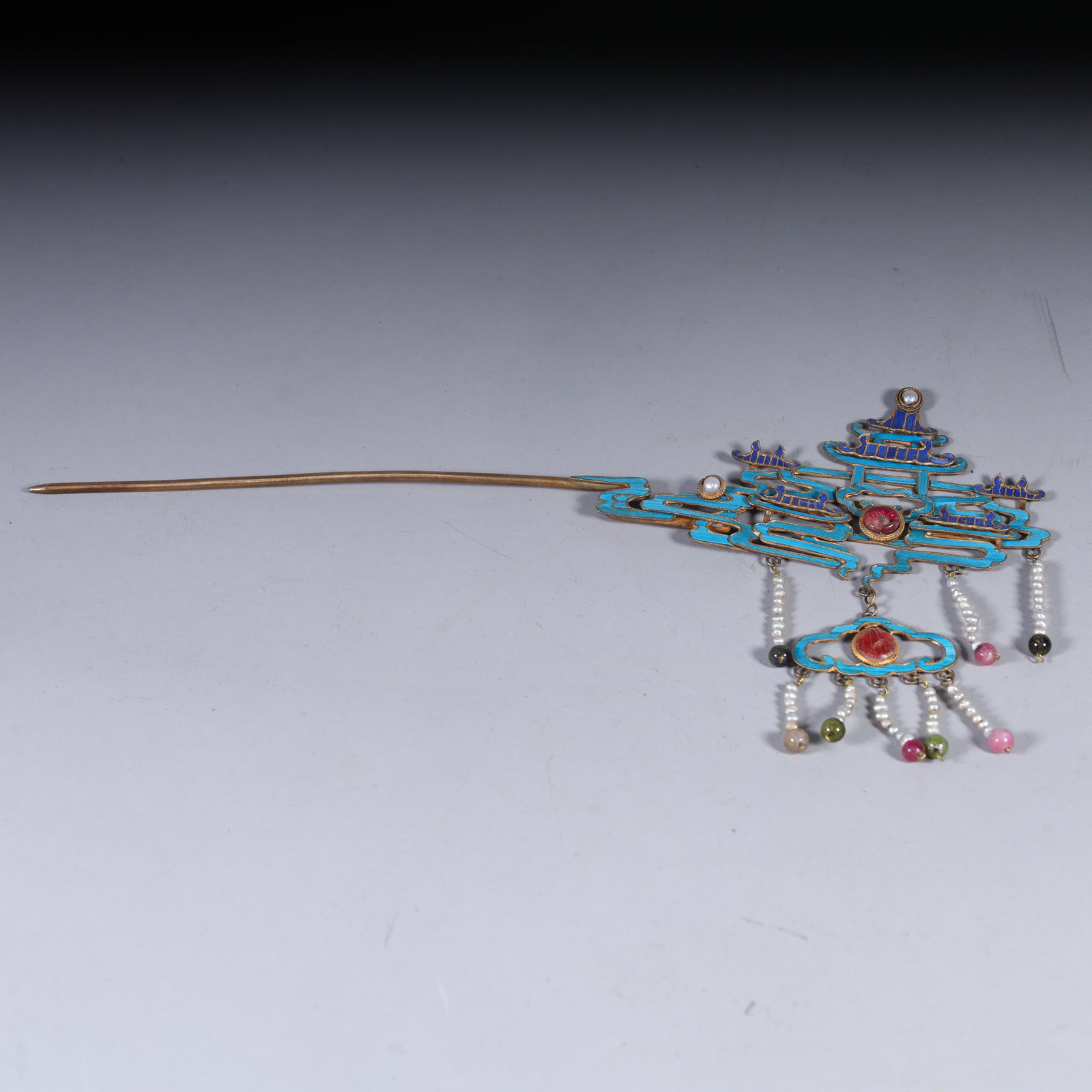 A Qing Dynasty silver cloisonné burnt blue gilt gold hairpin: Qing Dynasty silver cloisonné burned blue gilt gold hairpin SIZE: L:17cm W:11cm W:53.3g (The Dimensions Of All Batches Are Manually Measured.If You Need More Detailed Information, Please Contact Our