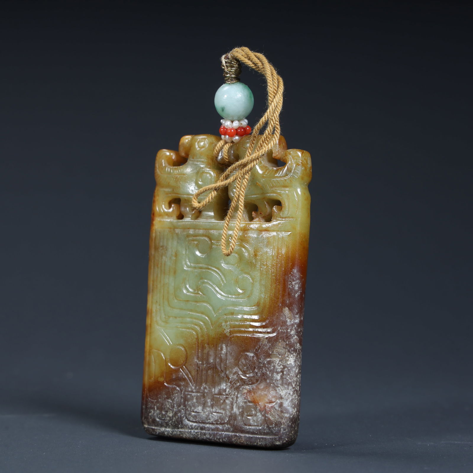 A Qing Dynasty ancient jade double beast pattern plaque - 6