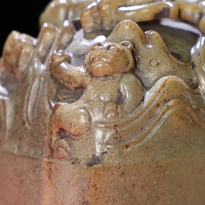 A Han Dynasty jade seal - 2