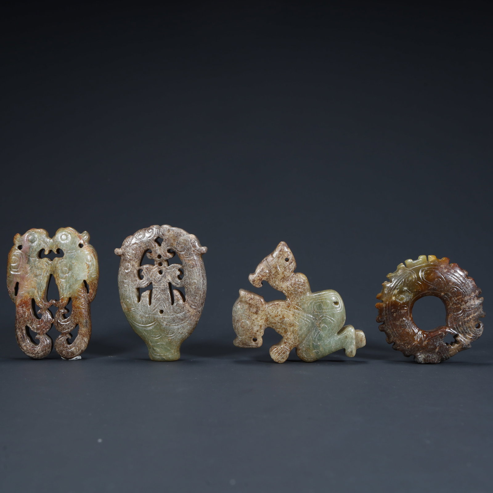 A set of Qing Dynasty ancient jade ornaments (four-piece set): Qing Dynasty ancient jade ornaments (four-piece set) SIZE: Average H: 6.5cm Average L: 4.5cm W: 1.2cm Total W: 242.5g (The Dimensions Of All Batches Are Manually Measured.If You Need More Detailed Inf