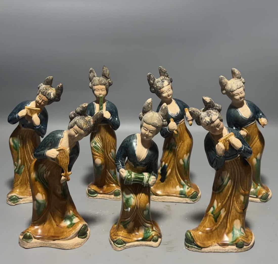 A set of Tang Sancai music and dance figurines: Tang Sancai dance figurines SIZE: Single H: 29cm W: 7cm (The Dimensions Of All Batches Are Manually Measured.If You Need More Detailed Information, Please Contact Our Customer Service Before Bidding.)