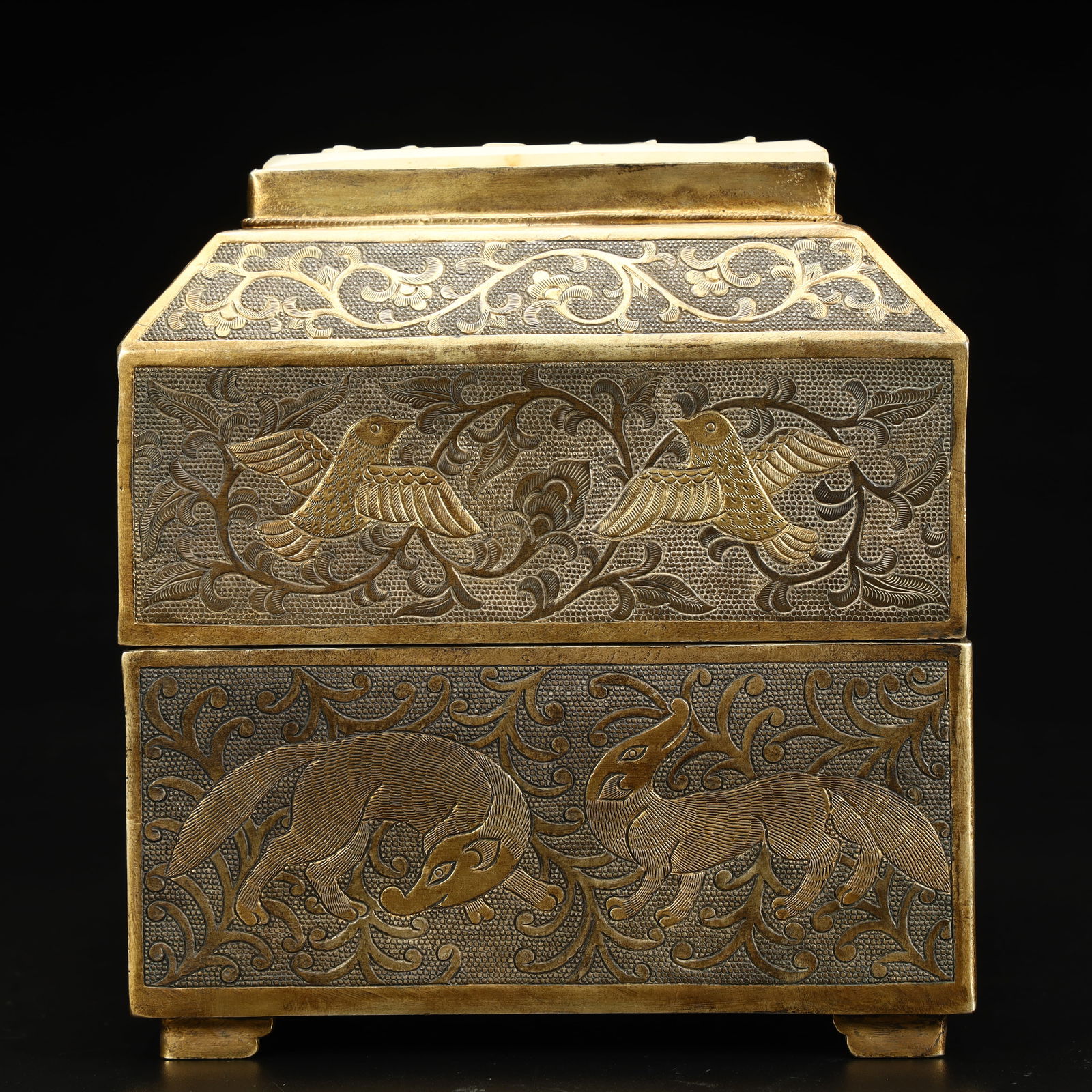 A copper-gilt engraved bird and beast pattern square box - 2