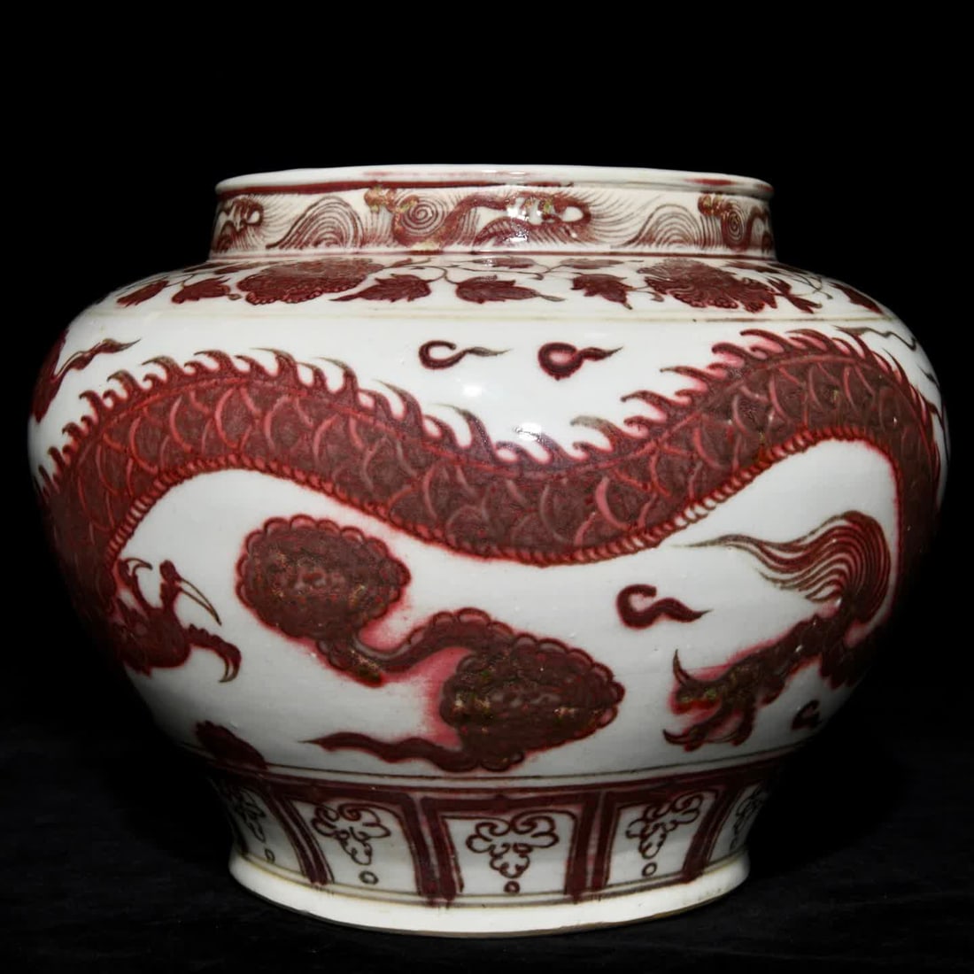 A red dragon pattern jar in Yuan glaze - 2