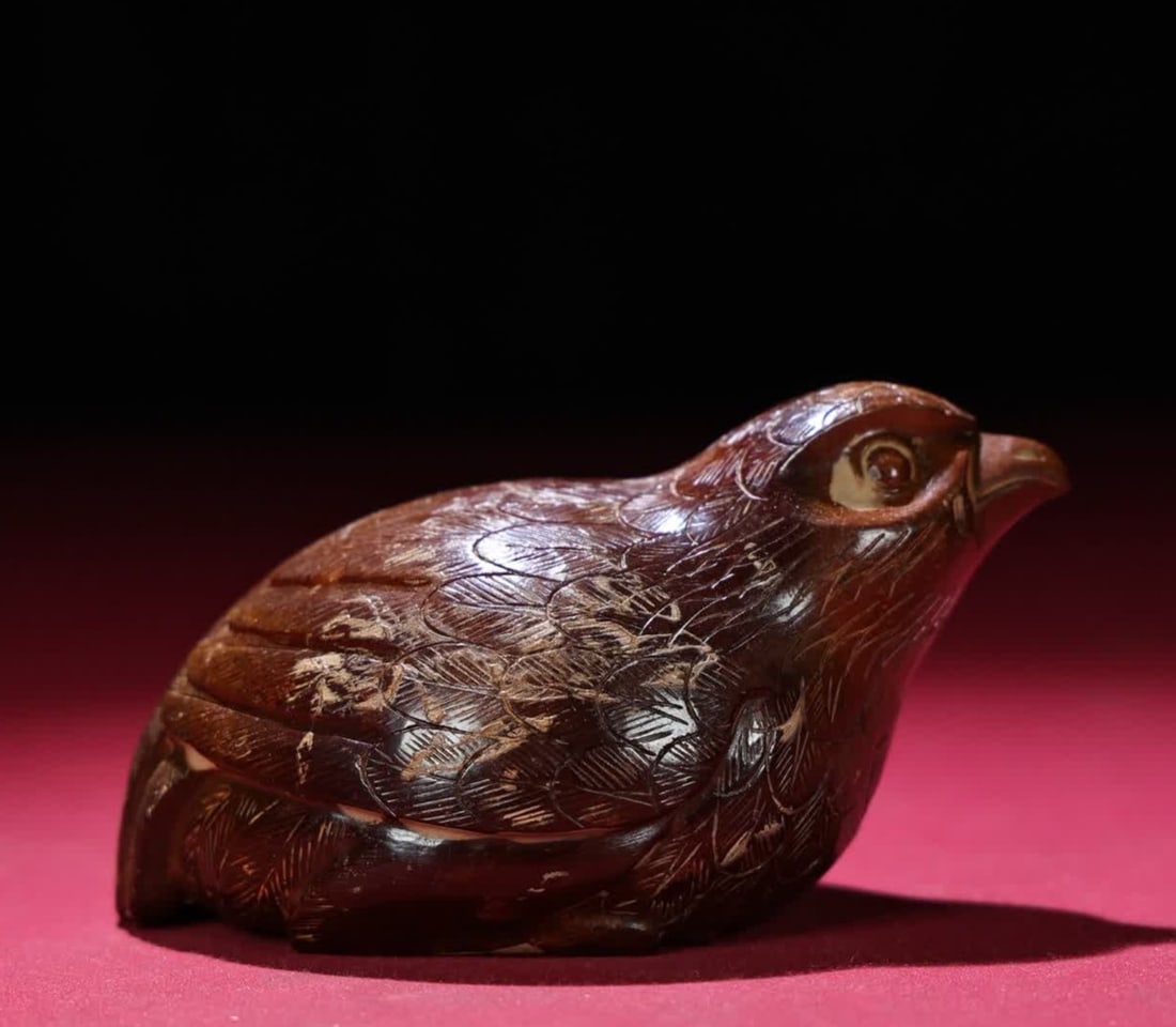 A piece of Han Dynasty jade quail handle: Han Dynasty jade quail handle SIZE: 102x58x51mm W:349g (The Dimensions Of All Batches Are Manually Measured.If You Need More Detailed Information, Please Contact Our Customer Service Before Bidding.)