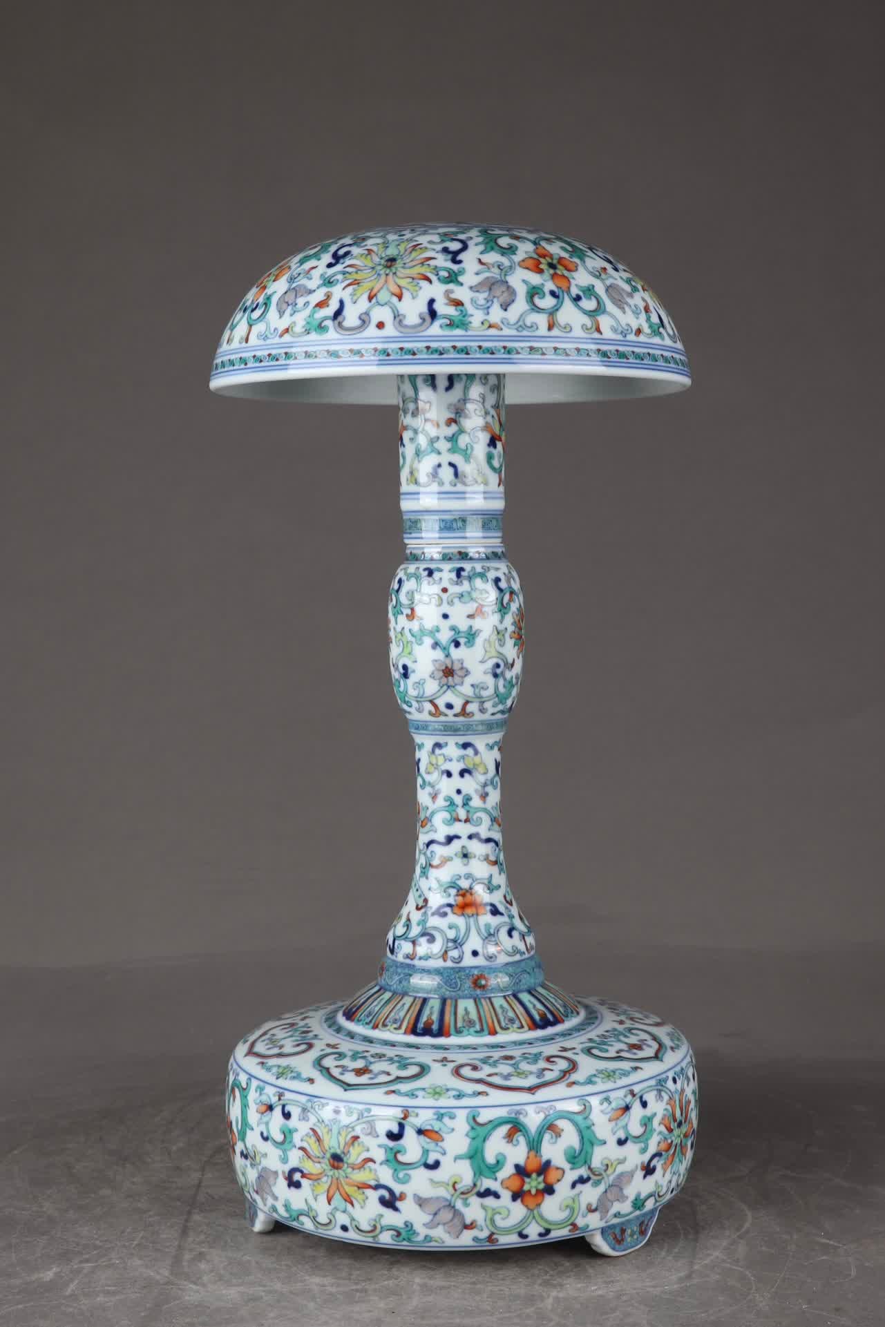 A Qing Qianlong Doucai entwined flower official hat holder: Qing Qianlong Doucai entwined flower official hat holder SIZE: H: 35.6cm Belly diameter 17cm (The Dimensions Of All Batches Are Manually Measured.If You Need More Detailed Information, Please Contact