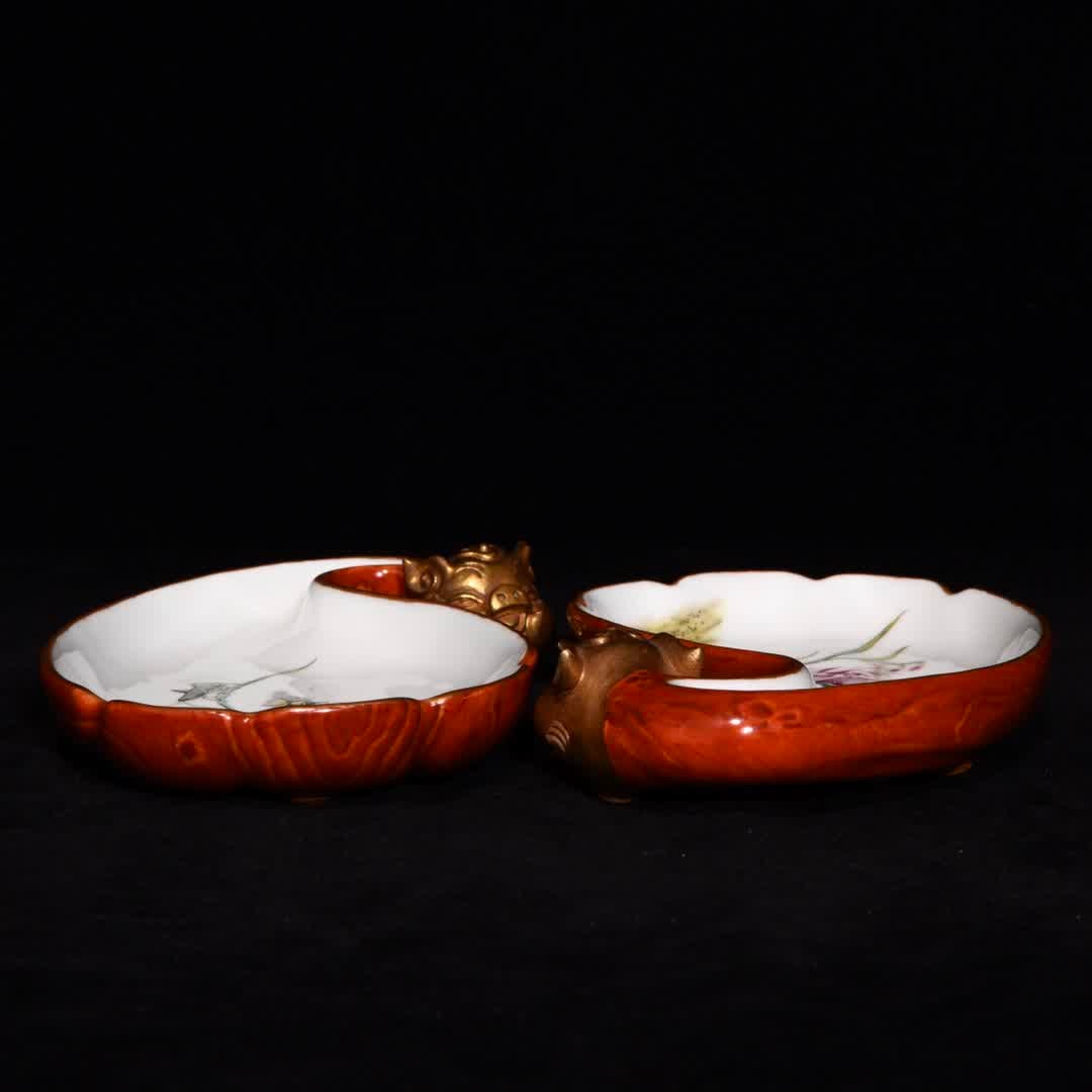 A piece of Qing Qianlong wood grain glaze pastel floral pattern gilt fortune pig pen: Qing Qianlong wood grain glaze pastel floral pattern gilt fortune pig pen SIZE: H:3cm D:13.5cm (The Dimensions Of All Batches Are Manually Measured.If You Need More Detailed Information, Please Contac