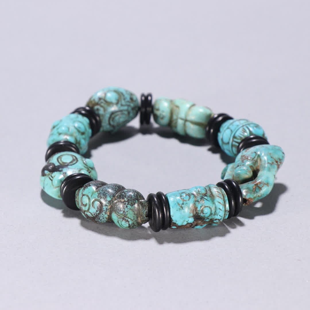 A turquoise bracelet - 7
